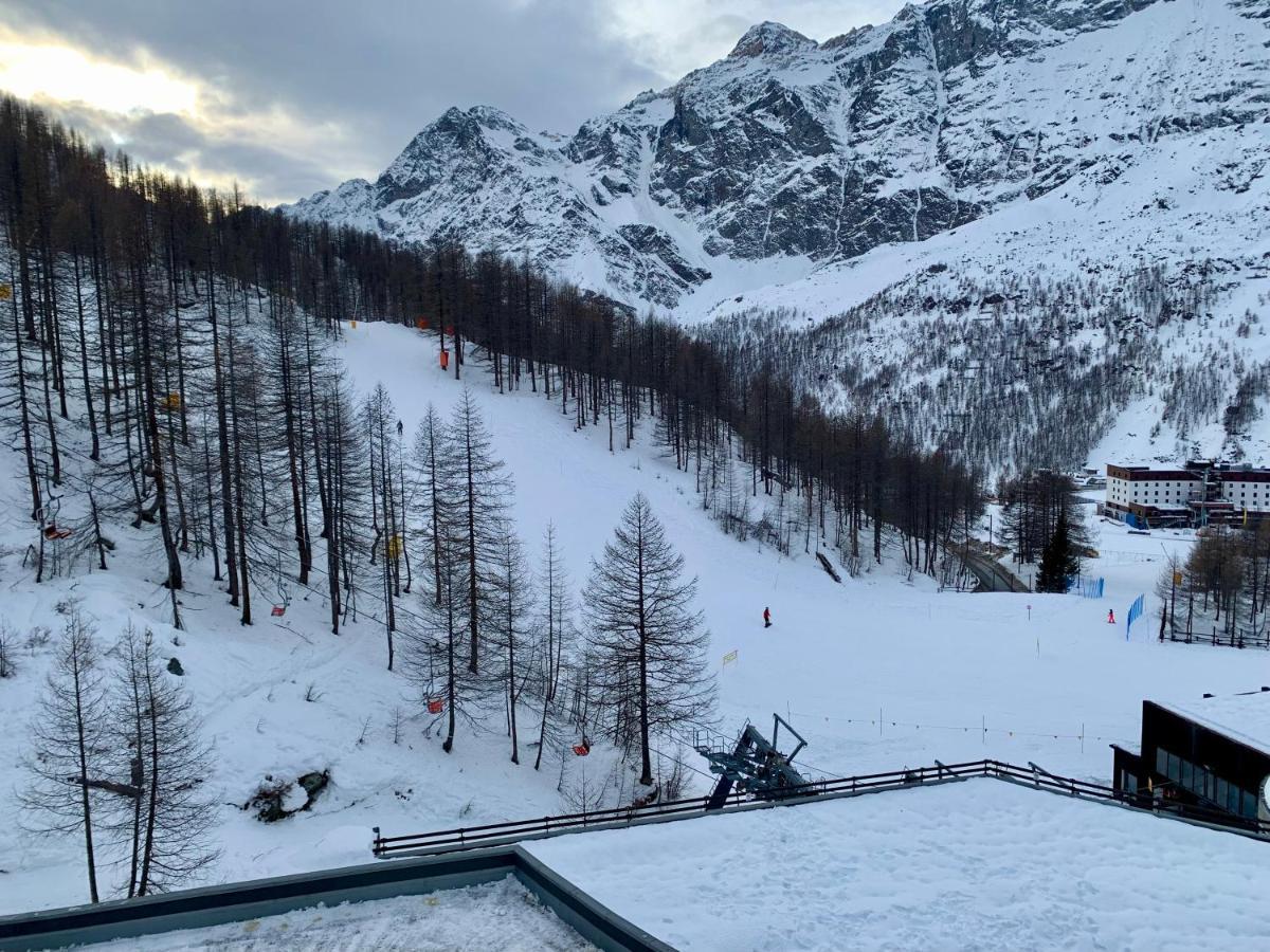 Cervinia Ski In Ski Out - Family Studio Breuil-Cervinia Bagian luar foto